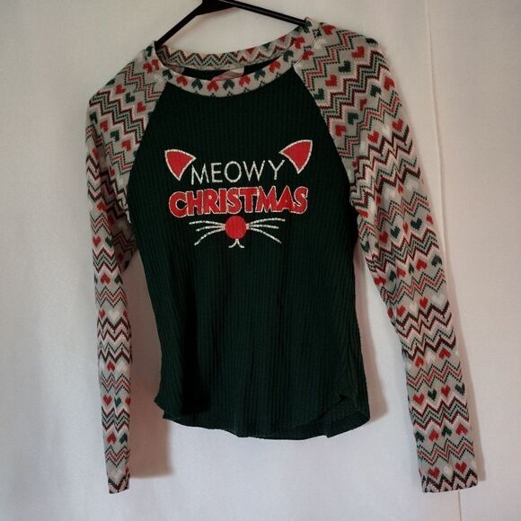 Christmas pajama top  - Picture 1 of 6